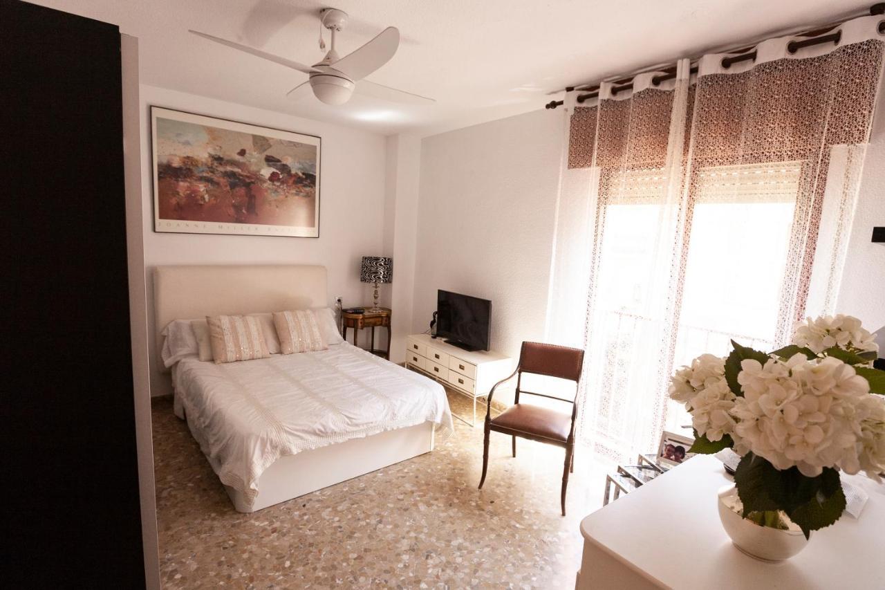 Lola.- Habitacion De Matrimonio, Con Bano Privado Гранада Екстериор снимка
