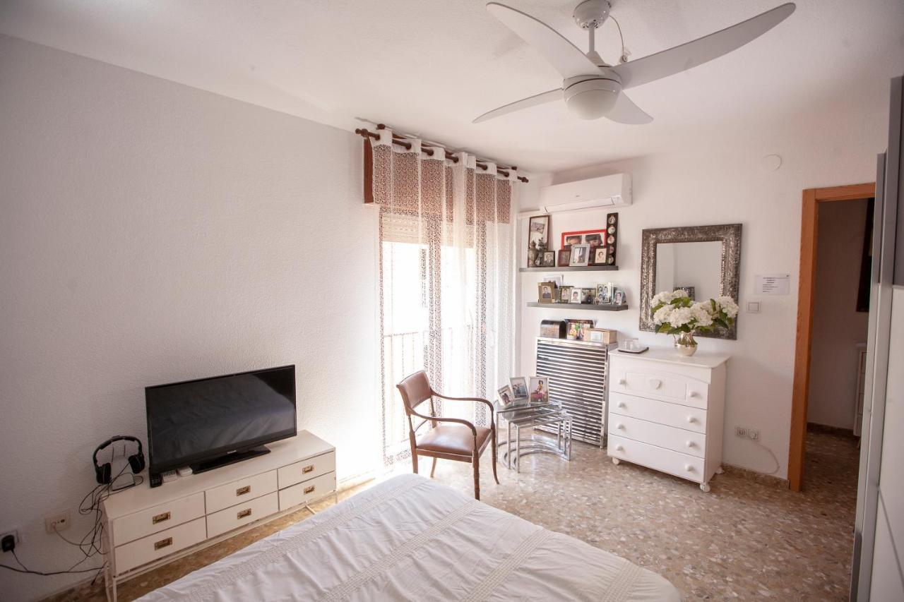 Lola.- Habitacion De Matrimonio, Con Bano Privado Гранада Екстериор снимка